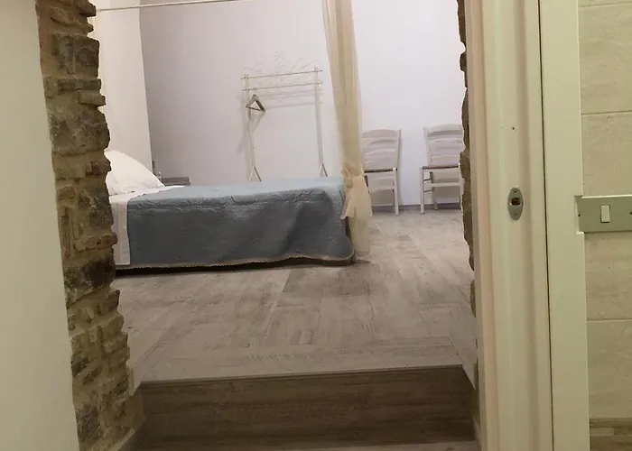 Belvedere ベッド・アンド・ブレックファスト 3*